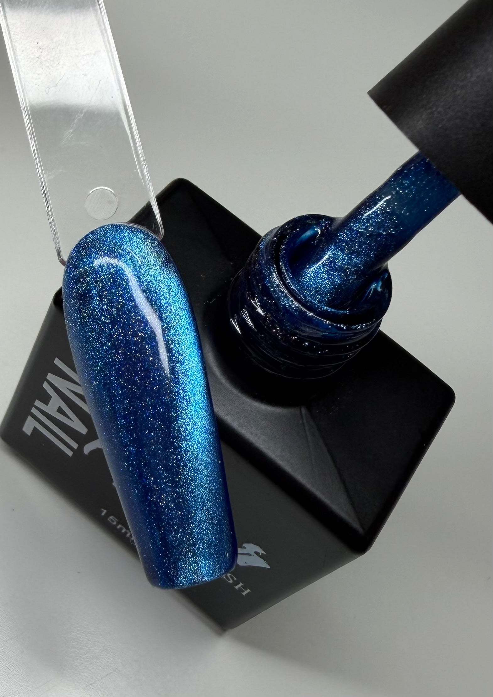 Unstable Era Collection – Magnetic Cat Eye Gel Polish