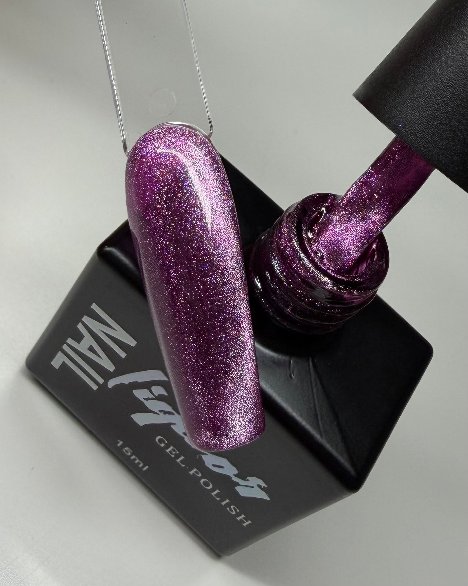 Unstable Era Collection – Magnetic Cat Eye Gel Polish